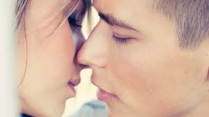 how to kiss delicately kissing tips
