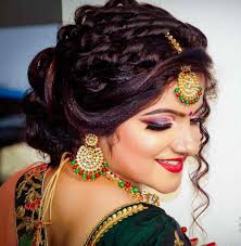 khushi lakme proffesional makeup artist