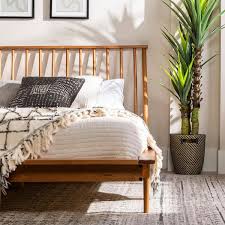 Spindle Back Solid Wood Queen Bed