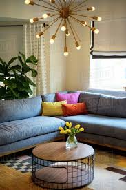 Modern Pendant Light Hanging Over Sofa In Living Room D1061_77_144