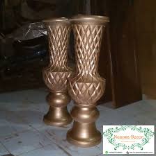 Pot fiberglass lebih ringan di banding dengan pot berbahan dasar tanah liat. Pot Vas Bunga Pelaminan Gold Dekorasi Gebyok Pelaminan Jepara