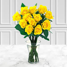 12 rose bouquet free uk delivery