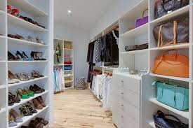 luxury closet design features and
