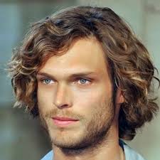 Spritz a curl spray through strands to. 10 Handsome Long Wavy Hairstyles For Men Hairstylecamp