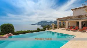 magnifique villa avec piscine et vue