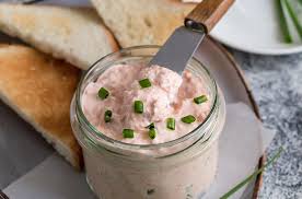 tuna pâté whipped together in only a