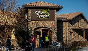 Does Olive Garden Hire Felons In 2022