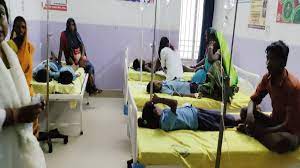 बिहार में मिड डे मील खाने से दो दर्जन से ज्यादा बच्चे बीमार, हाथों में  सलाइन की बोतल लिए दौड़े परिजन - Bihar News: More than two dozen children  fall ill after