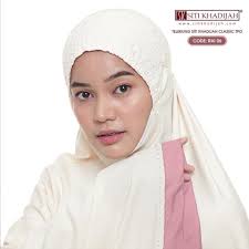 Siti khadijah telekung signature seri. Telekung Siti Khadijah Vietnam Women S Fashion Muslimah Fashion On Carousell
