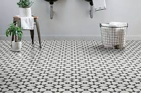 2022 bathroom flooring trends 20