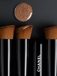 chanel les pinceaux de chanel 2 in 1 foundation brush fluid and powder n 101