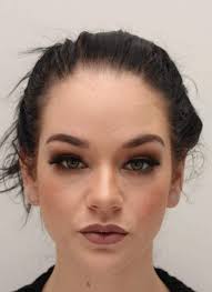 chic beauty clinic makeup artist