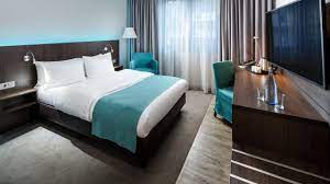 Viamichelin and its partners allow you to book the hotel, bed and breakfast or apartment of your choice in just a few clicks. Holiday Inn Dusseldorf Hafen Dusseldorf Holidaycheck Nordrhein Westfalen Deutschland