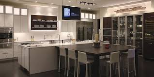 modern kitchen design & cabinetry