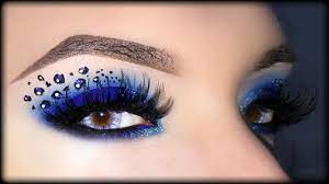y blue smoky eyes with leopard print