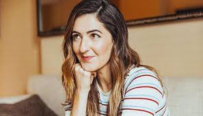 Actress and comedian d'arcy carden (broad city, the good place) is in studio to review her childhood post church favorite, burger and brew spot red robin. The Good Place S D Arcy Carden Talks About Broad City Appearance Dankanator