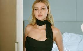 Your first fansite for actress @nicolaannepeltz since 2009. Nicola Peltz Net Worth Check Out The Wealth Of The Transformers Age Of Extinction Star Idol Persona