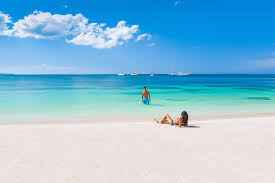 As of the 2010 census, the city's population was 983. Tropical Paradise 23 Best Beaches In Jamaica Beaches