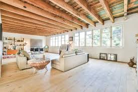 what color should ceiling beams be