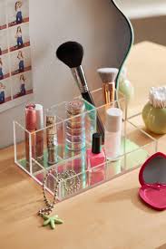 layla iridescent sectioned organizer