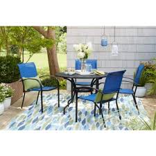 Round Outdoor Patio Dining Table