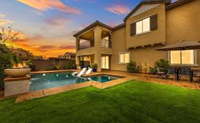 luxury homes with pool in el