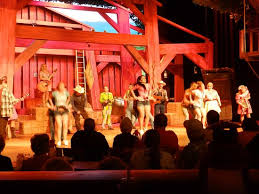 Entertainers Picture Of Hatfield Mccoy Dinner Show