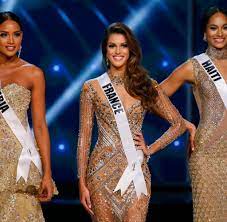 Zozibini tunzi of south africa crowned her successor andrea meza of mexico at the end of the event. Miss Universe 2017 Franzosin Iris Mittenaere Ist Die Schonste Welt