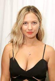 Vanessa Ray Nude and Sexy Photo Collection - Fappenist