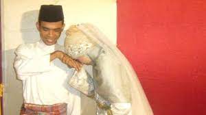 Ustadz abdul somad resmi menikahi gadis 19 tahun asal jombang. Kabar Terbaru Mellya Juniarti Mantan Istri Ustaz Abdul Somad Di Tengah Kabar Rencana Pernikahan Uas Tribunnews Com Mobile