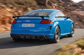 Audi's exclusive quattro all wheel drive system is also equipped in the variant sending drive to all four wheels. 2019 Audi Tt Rs Extreme Performance And Aural Thrills Carsifu
