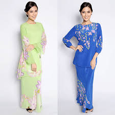 These baju kurung are made with comfortable fabrics and are available at competitive prices. The Baju Kurung A Malaysian Icon Of Modesty Aquila Style