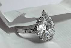 is-a-6-carat-diamond-big
