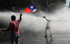 While the coastline is over 4,000 miles (6,437 kilometers) long, it is only about 61 miles (91 kilometers) wide. Tensions Rise And Violence Sparks As The Referendum On Chile S Constitution Nears The Organization For World Peace