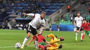Deutschland gewinnt 1:0 gegen portugal. Halbzeit Im Finale Der U21 Fussball Em Deutschland Und Portugal Mit Offenem Visier Fussball