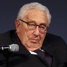 Failure to improve US-China relations 'risks cold war', warns Kissinger | US  news | The Guardian