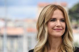 Wife, mother of 3, & woman on a mission. Kelly Preston Dies At 57 John Travolta Mourns My Beautiful Wife