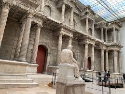 Selbst wenn man sich über einen längeren. Pergamonmuseum Das Erbe Roms Das Erbe Roms