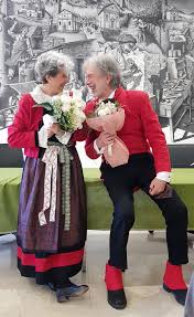 10 видео 0 просмотров обновлен 3 февр. Reinhold Messner And Diane Gioachino And Betta Gobbi Two Weddings And An Ode To Life