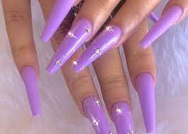 Ever since sophie turner wore glossy lilac nail polish to her wedding last june, we've been considering something purple the manicure of. Best Lavender Shades And Nails Designs That Can Suit You The Most Polish And Pearls
