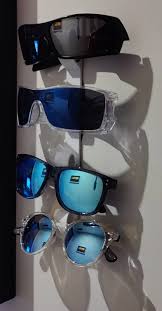 Stl File Sunglasses Wall Holder 3d