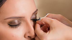 If you have difficulty removing the liner hold the pad over the liner for a few seconds to soften it. Do You Need Magnetic Eyeliner For Magnetic Eyelashes L Oreal Paris