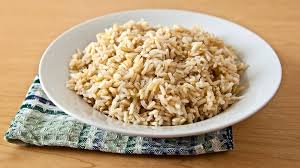 Preheat oven to 375 degrees and bring 2 ½ cups of water to a boil in a kettle. The 5 Healthiest Types Of Rice