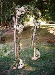 Imagination has no limits as we can tell by this gorgeous yet simple wood wedding arbor. 36 Wood Wedding Arches Arbors And Altars Weddingomania