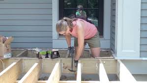 how to build a deck frame the
