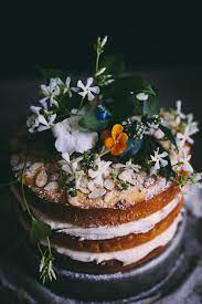 edible flower cakes let you enjoy