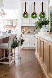 how to display kitchen cabinet wreaths