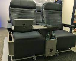 on united new domestic 1st cl seats