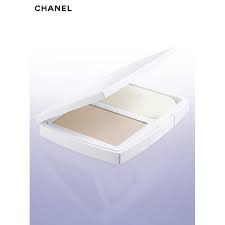 review chanel white essential light