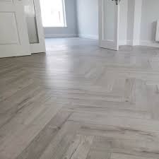 robust oak grey herringbone 12mm